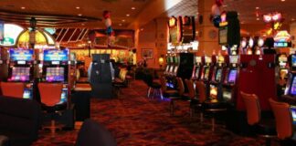 Casinos abren sus puertas/ Mayores de 60 años no podrán ingresar