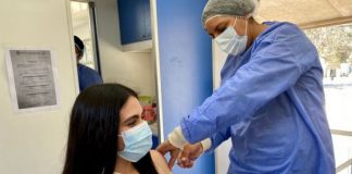 El fin de semana se aplicaron más de 13 mil dosis contra la COVID-19