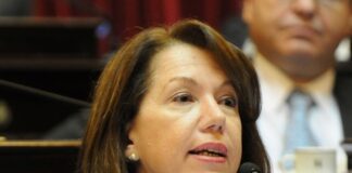 Sonia Escudero: “Cuando se va a modificar la constitución y todos los candidatos son parte del gobierno provincial, no podemos esperar que haya grandes cambios, porque todos defienden sus kioscos”