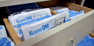 El Renaper lanzó el nuevo DNI electrónico con chip y código QR