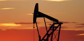 El sindicato de petroleros anunció un paro nacional por tiempo indeterminado en contra del Impuesto a las Ganancias