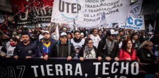 Movimientos sociales y centrales sindicales marchan por pan, paz, tierra, techo y trabajo