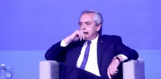 Piden retirarle la asignación como expresidente a Alberto Fernández por la denuncia de Fabiola Yañez