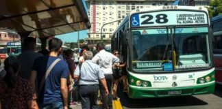 Colectivos: la UTA llegó a un acuerdo paritario y levantó el paro