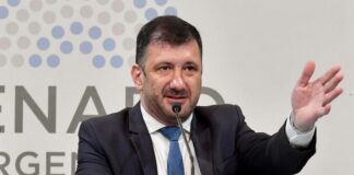 Expulsaron a Edgardo Kueider del Senado por el escándalo de los u$s200.000 en Paraguay