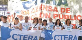 Docentes podrían ir a paro por la falta de aumento salarial