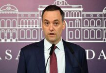 Adorni calificó como «inentendible» el paro de la CGT