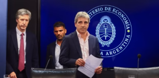 El Gobierno mantiene tasas en pesos por debajo de la inflación y crece el debate económico