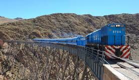 Un turista cordobés cayó desde las vías del tren en Salta y sufrió una grave fractura