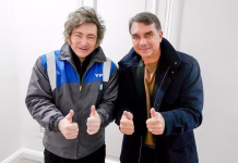 El Presidente apoyará la campaña del hijo de Jair Bolsonaro en Brasil