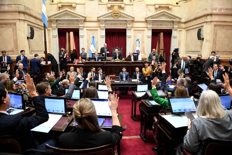 SENADOR