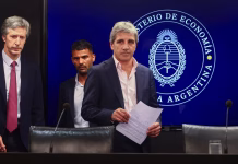 Tesoro y BCRA intervienen para mantener al dólar cerca de los $1.500
