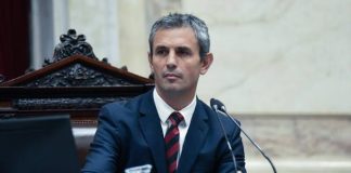 Mora familiar: el Gobierno dice que empezó a bajar y cuestiona los proyectos opositores
