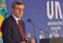 El Gobierno se reúne con la UIA en medio de la preocupación por la actividad industrial
