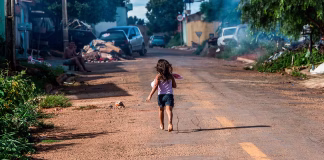 Pobreza infantil en el NOA: 4 de cada 10 chicos están afectados y preocupa el Presupuesto 2027