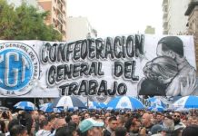 La CGT marcha por el centro porteño en defensa de la industria nacional y el empleo