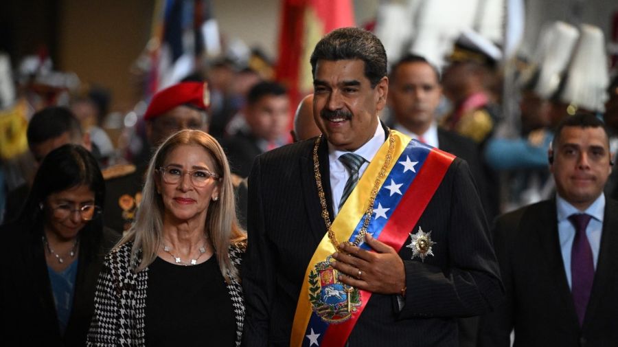MADURO - CILIA FLORES