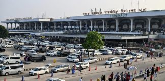 Nuevo ataque contra el aeropuerto de Riad: un proyectil provocó un incendio en una terminal