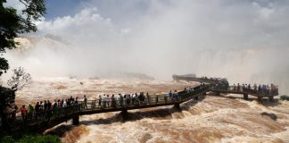Por el fenómeno de El Niño, cierran las cataratas del Iguazú por crecidas