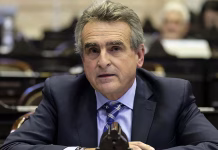 Agustín Rossi cuestionó a Caputo por no presentarse en Diputados para defender el Presupuesto 2027