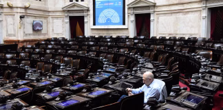 La oposición no tiene asegurado el quórum y busca frenar el DNU de Milei en Diputados