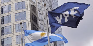 Juicio por YPF: Argentina pidió 30 días más para responder ante la Corte de EE.UU.