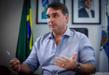 La Justicia brasileña prohibió salir del país a Flávio Bolsonaro tras su derrota electoral