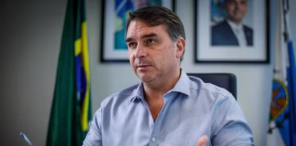 La Justicia brasileña prohibió salir del país a Flávio Bolsonaro tras su derrota electoral