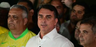 La Corte Suprema de Brasil investigará a Flávio Bolsonaro por una presunta injerencia de Estados Unidos en las elecciones