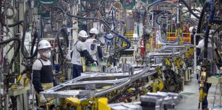 La industria cayó 3,4% interanual en septiembre y acumula nueve meses de retroceso